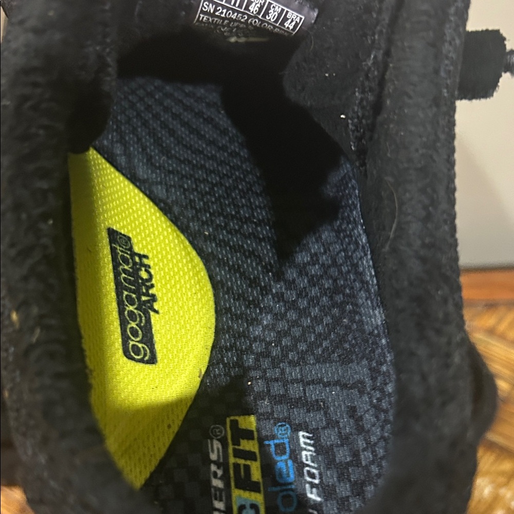 Skechers Men's Black Sneakers - Picture 3 of 4